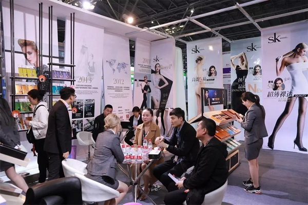 2019上海襪交會倒計(jì)時(shí)！解讀襪子及流行服飾生態(tài)鏈展(圖2)