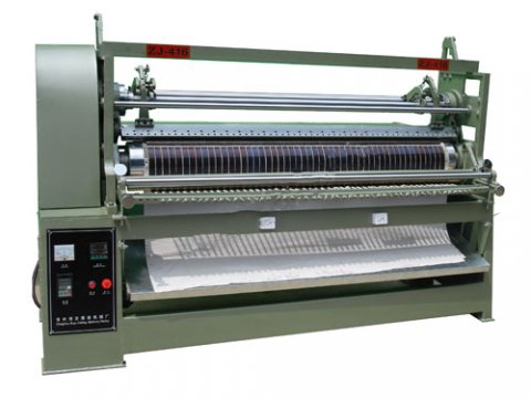 壓折機(jī)對服裝行業(yè)的運(yùn)作方式的影響(圖1) 壓折機(jī)對服裝行業(yè)的運(yùn)作方式的影響(圖1)